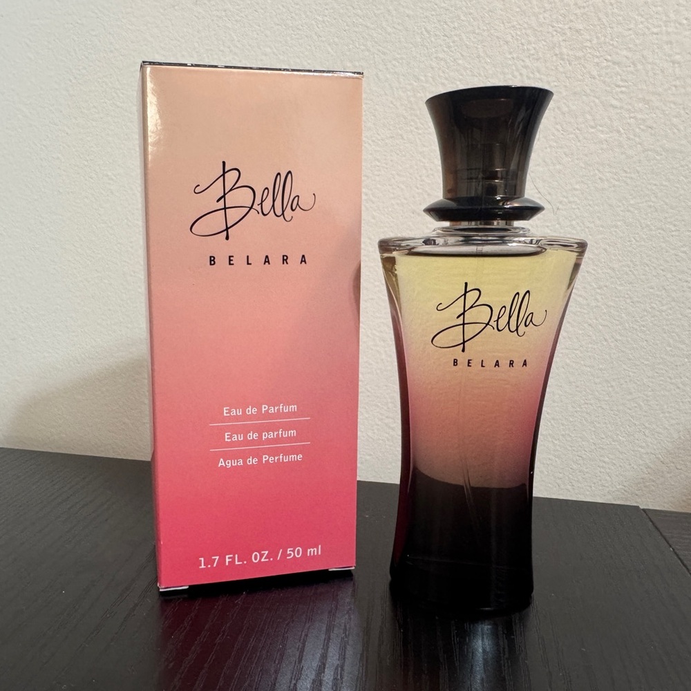Mary Kay Bella Belara Eau de Parfum - Pink and Black